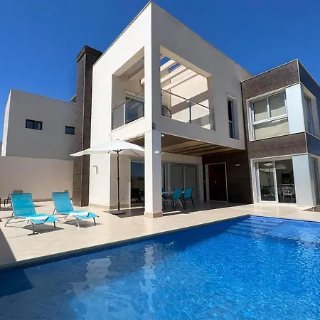 Villa Espanhouse Mil Palmeras *