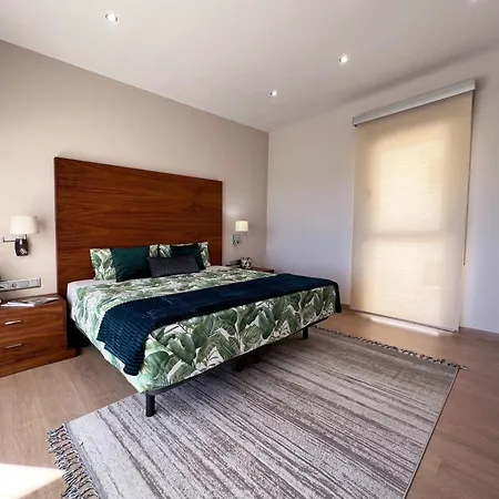 Espanhouse Mil Palmeras Villa *