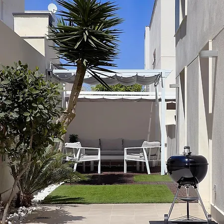 Espanhouse Mil Palmeras Campoamor